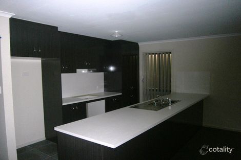 Property photo of 19 Halton Court Seaford Meadows SA 5169