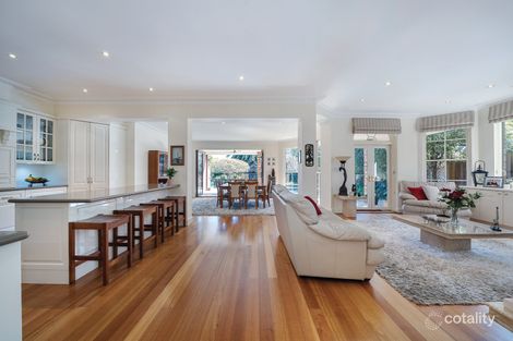 Property photo of 2 Berkeley Court Kew VIC 3101