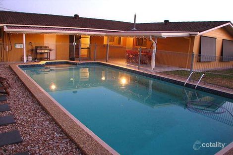 Property photo of 8 Van Dieman Crescent Springwood QLD 4127
