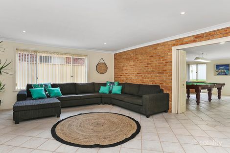 Property photo of 18 Oceanside Drive Caves Beach NSW 2281
