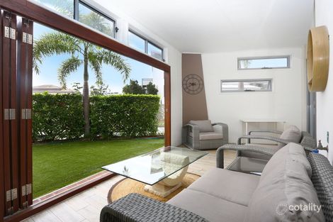 Property photo of 2/1 Palma Crescent Varsity Lakes QLD 4227