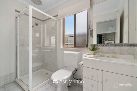 Property photo of 23 Victory Way Carrum Downs VIC 3201