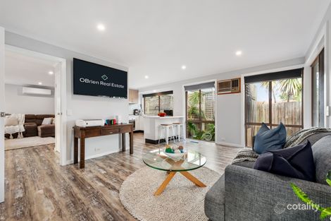 Property photo of 34 Luscombe Avenue Carrum Downs VIC 3201