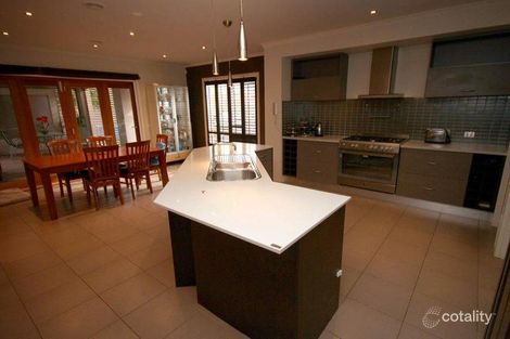 Property photo of 9 Satin Street Cranbourne VIC 3977