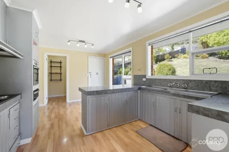 Property photo of 10 Simpson Place Rosetta TAS 7010