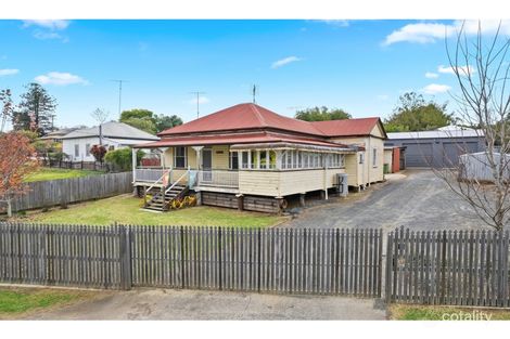 16 Gordon St, North Toowoomba, QLD 4350