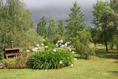 Property photo of 18 Chambers Road Bunyip VIC 3815