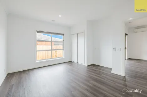 Property photo of 27 Hamish Road Darley VIC 3340