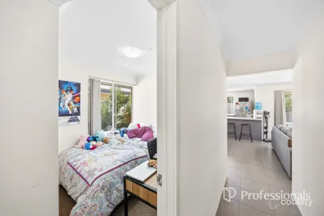 Property photo of 18 Coppin Place Australind WA 6233