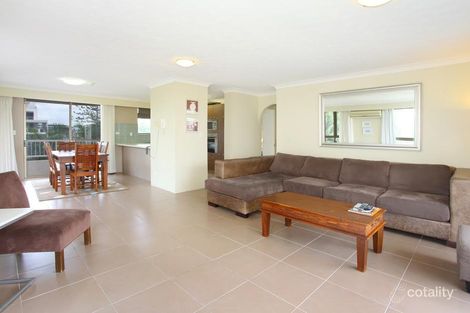 Property photo of 18/121 Surf Parade Broadbeach QLD 4218