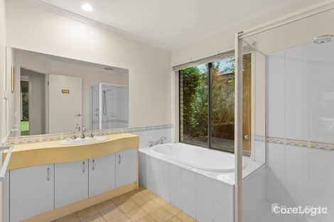 Property photo of 52 Robinswood Parade Narre Warren South VIC 3805