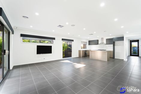 Property photo of 7 Frontier Circuit Tarneit VIC 3029