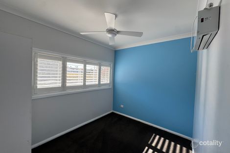 Property photo of 7 Chifley Place West Bathurst NSW 2795