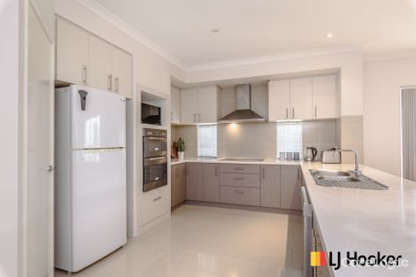 Property photo of 124 Lindsay Beach Boulevard Yanchep WA 6035