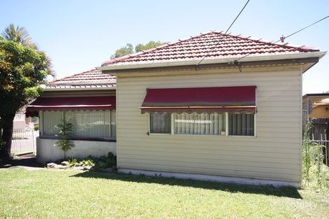 Property photo of 21 Moorefields Road Kingsgrove NSW 2208
