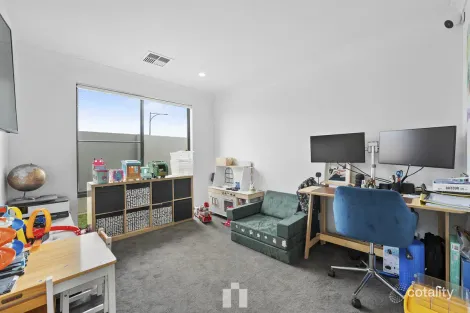 Property photo of 2 Maxillaria Vista Treeby WA 6164