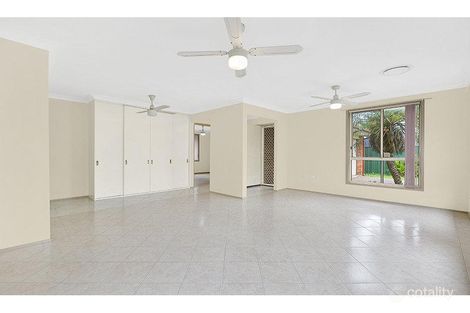Property photo of 9 Redbank Court Mardi NSW 2259