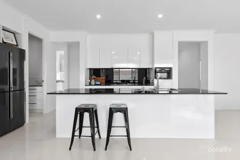 Property photo of 26 Wilderness Circuit Little Mountain QLD 4551