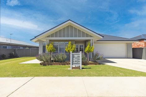 12 Wallowa Dr, Swan Hill, VIC 3585
