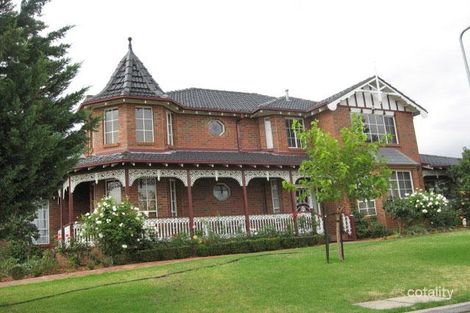 3 Andrea Ct, Taylors Lakes, VIC 3038