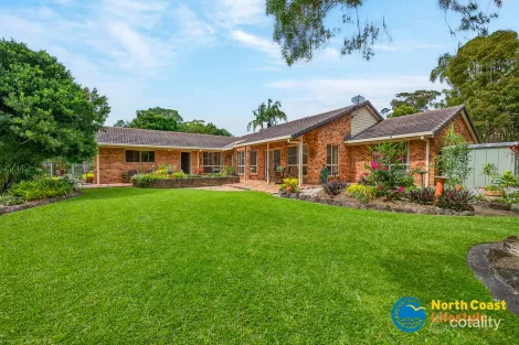 8 Binya Pl, Ocean Shores, NSW 2483