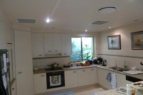 Property photo of 5816 Bayview Walk Hope Island QLD 4212