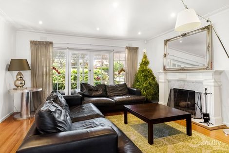 Property photo of 2A Kalimna Street Essendon VIC 3040