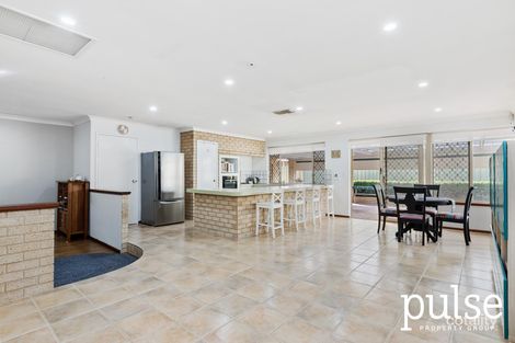 Property photo of 11 Denise Close Shelley WA 6148