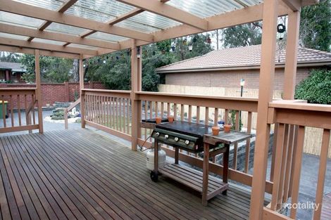 17 Timbertop Dr, Rowville, VIC 3178