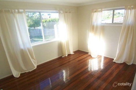 Property photo of 30 Gaillardia Street Macgregor QLD 4109