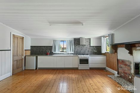 Property photo of 14 Dundas Road Maryborough VIC 3465