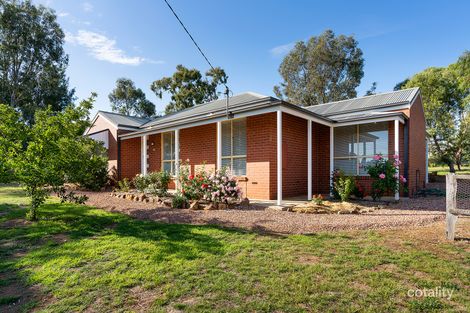 Property photo of 42 Fryers Street Guildford VIC 3451