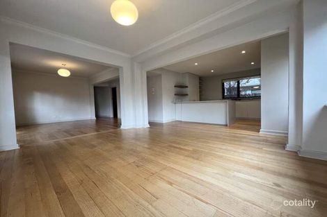 Property photo of 1/33 Pine Avenue Elwood VIC 3184