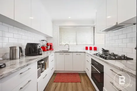 Property photo of 11/209 Leith Street Redan VIC 3350