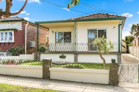 22 Rickard St, Rodd Point, NSW 2046
