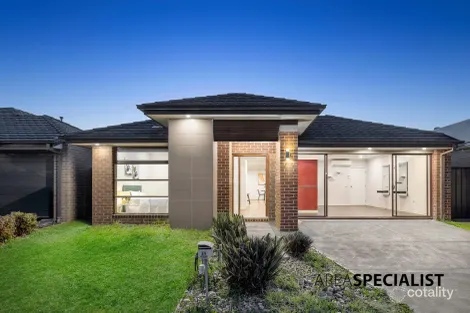 Property photo of 69 Kilmarnock Way Clyde North VIC 3978