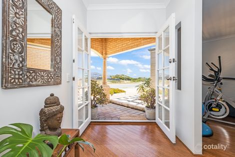 Property photo of 30 Foreshore Vista Yanchep WA 6035