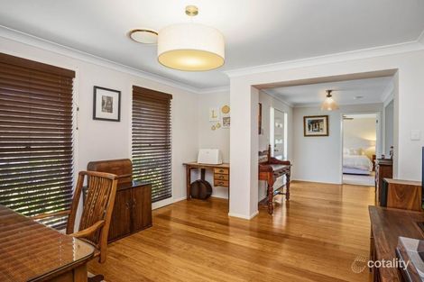 Property photo of 13 Forest Way Bolwarra Heights NSW 2320