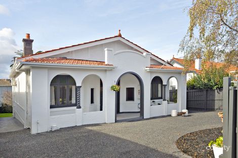 Property photo of 174 Tooronga Road Glen Iris VIC 3146