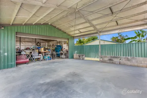 Property photo of 4 Paradise Close White Rock QLD 4868