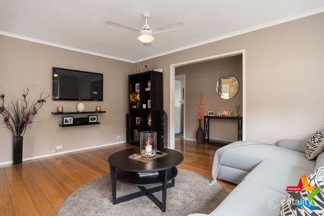 Property photo of 2 Lansell Road Mooroolbark VIC 3138