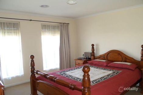Property photo of 24 Chamberlain Drive Christie Downs SA 5164