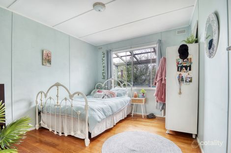 Property photo of 3 April Avenue Venus Bay VIC 3956