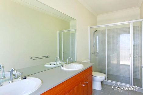 Property photo of 25 Mossvale Drive Wakerley QLD 4154