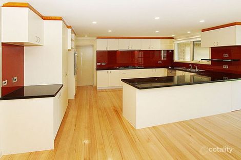 Property photo of 3 Redfield Court Mill Park VIC 3082