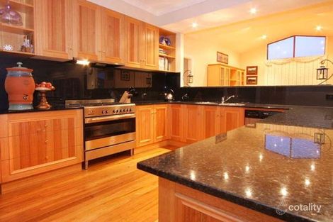 Property photo of 7 Samuel Way Mornington VIC 3931