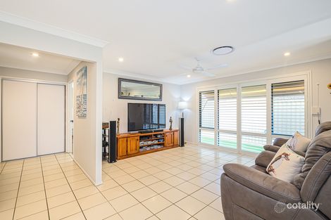 Property photo of 36 Eimeo Place Sandstone Point QLD 4511