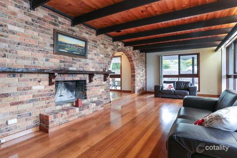 Property photo of 35 Winwood Drive Ferntree Gully VIC 3156