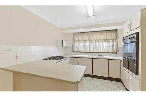 Property photo of 9 Redbank Court Mardi NSW 2259