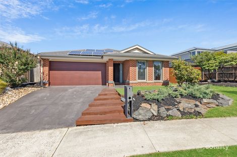 Property photo of 33 City Vista Circuit Cranbourne West VIC 3977